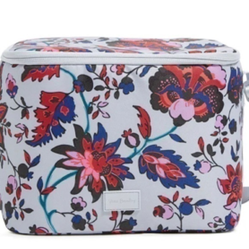 NWT Vera Bradley stay cooler in Vineyard Floral.